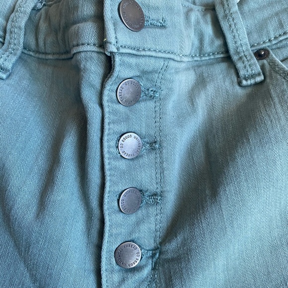 Universal Thread High Rise Cropped Jeans - Picture 9 of 10